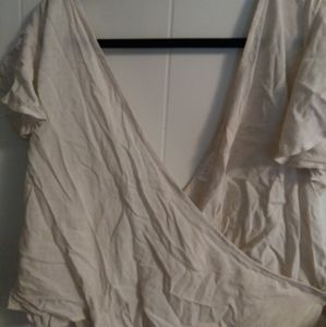 NWT Laith Flutter-Sleeve Top